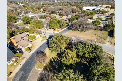 6302 Clubhouse Circle, Dallas, TX 75240 - Photo 11