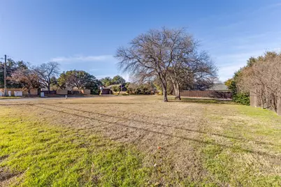 6302 Clubhouse Circle, Dallas, TX 75240 - Photo 5