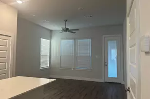 825 W Mayfield Rd, Arlington, TX 76015 - Photo 3