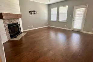 900 Lake Worth Trl, Little Elm, TX 75068 - Photo 5