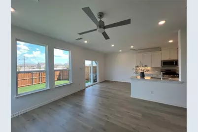 2616 Rolling Meadow Road, Celina, TX 75009 - Photo 9