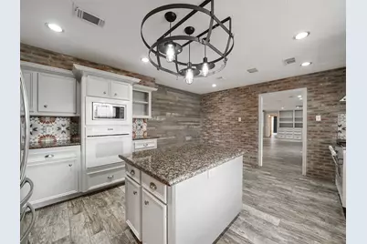 1810 Darby Lane, Arcola, TX 77545 - Photo 15