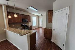 1024 Winscott Rd, Benbrook, TX 76126 - Photo 5