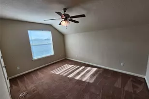 1024 Winscott Rd, Benbrook, TX 76126 - Photo 17