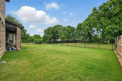 1008 Fallbrook Avenue, Denton, TX 76210 - Photo 35