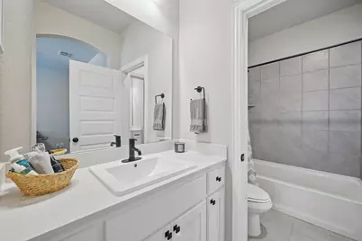 1008 Fallbrook Avenue, Denton, TX 76210 - Photo 31