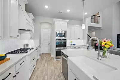 1008 Fallbrook Avenue, Denton, TX 76210 - Photo 9