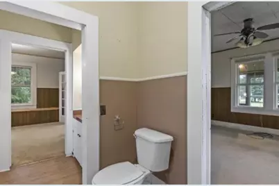 304 Daingerfield St, Naples, TX 75568 - Photo 11