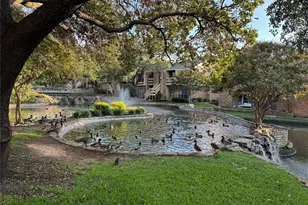 3550 Country Square Dr, Carrollton, TX 75006 - Photo 15