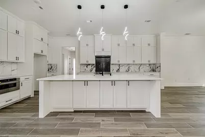 1020 Royal Lytham Court, Grand Prairie, TX 75104 - Photo 5