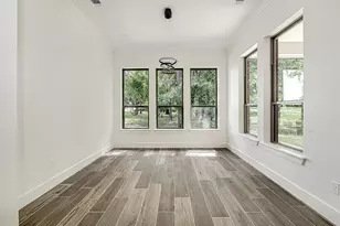 1020 Royal Lytham Ct, Grand Prairie, TX 75104 - Photo 9