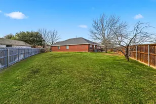 6948 Prairie Dawn Ln, North Richland Hills, TX 76180 - Photo 5