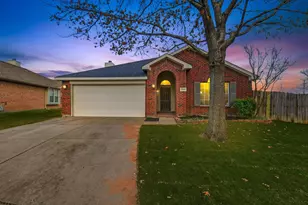 6948 Prairie Dawn Ln, North Richland Hills, TX 76180 - Photo 39