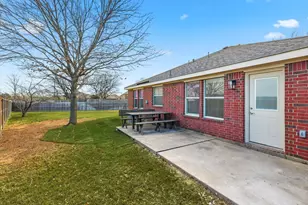 6948 Prairie Dawn Ln, North Richland Hills, TX 76180 - Photo 35