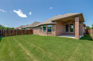 9728 Bitterroot Dr, Little Elm, TX 75068 - Photo 25