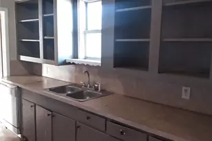 207 N Waco St, Weatherford, TX 76086 - Photo 5