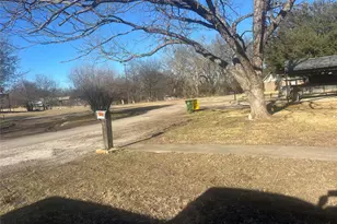 120 Mary Alice Dr, Valley Mills, TX 76689 - Photo 3