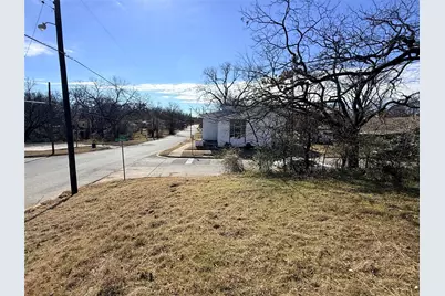 501 W Walker Street, Denison, TX 75020 - Photo 17