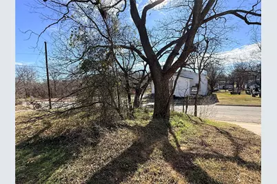 501 W Walker Street, Denison, TX 75020 - Photo 15