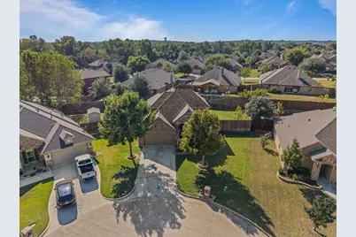 108 Bosque Court, Azle, TX 76020 - Photo 17