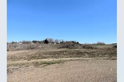 310 Victory Drive, Mabank, TX 75147 - Photo 5