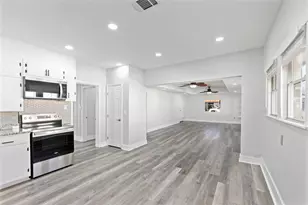 1410 Avenue E, Brownwood, TX 76801 - Photo 11