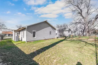 1410 Avenue E, Brownwood, TX 76801 - Photo 27