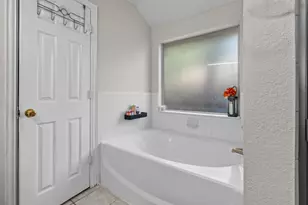 7612 Brittany Pl, Fort Worth, TX 76137 - Photo 27