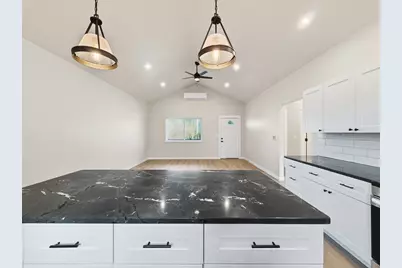 310 Eastland, Iredell, TX 76649 - Photo 3