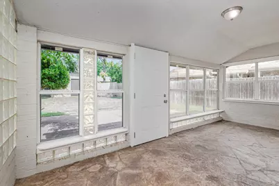 736 Springhill Drive, Hurst, TX 76054 - Photo 15