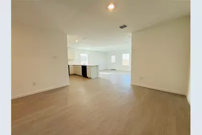 7157 Waterford Creek Court, Fort Worth, TX 76179 - Photo 9