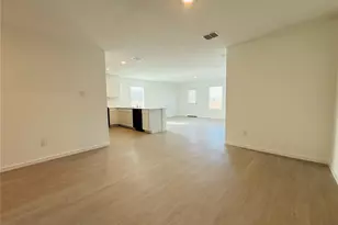 7157 Waterford Crk Ct, Fort Worth, TX 76179 - Photo 9