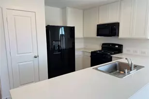 7157 Waterford Crk Ct, Fort Worth, TX 76179 - Photo 7