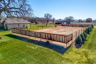 127 Captain Ln, Weatherford, TX 76087 - Photo 7