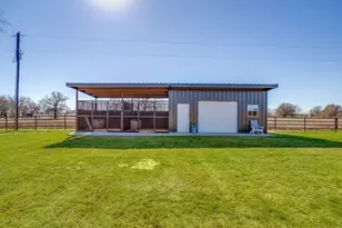 127 Captain Ln, Weatherford, TX 76087 - Photo 5