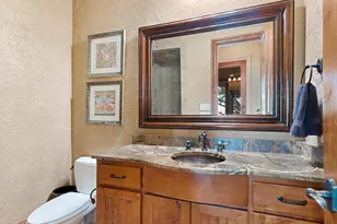 2965 S Sunbeck Circle, Farmers Branch, TX 75234 - Photo 21