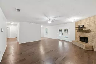 5910 Willow View Dr, Arlington, TX 76017 - Photo 7