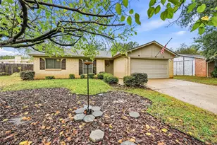 5910 Willow View Dr, Arlington, TX 76017 - Photo 3