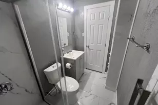 205 NE 22nd St, Grand Prairie, TX 75050 - Photo 11