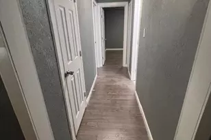 205 NE 22nd St, Grand Prairie, TX 75050 - Photo 13