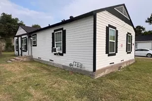 205 NE 22nd St, Grand Prairie, TX 75050 - Photo 3