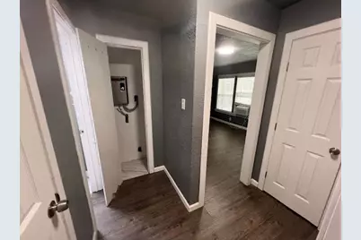 205 NE 22nd Street, Grand Prairie, TX 75050 - Photo 23