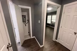 205 NE 22nd St, Grand Prairie, TX 75050 - Photo 23