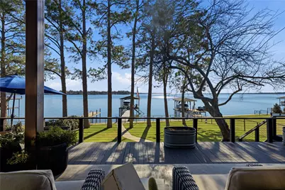 199 Seaside Drive, Mabank, TX 75156 - Photo 1