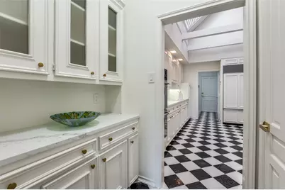 5865 Farquhar Lane, Dallas, TX 75209 - Photo 11