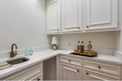 5865 Farquhar Lane, Dallas, TX 75209 - Photo 21