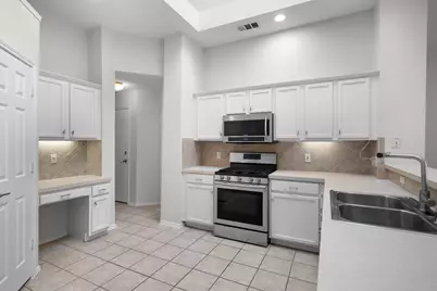 917 Circle View Lane, Denton, TX 76210 - Photo 11