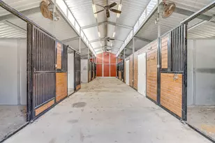 330 Madeline Ln, Burleson, TX 76028 - Photo 37