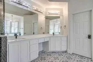 330 Madeline Ln, Burleson, TX 76028 - Photo 15