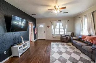 180 Trail Dr, Bowie, TX 76230 - Photo 27